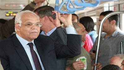وزير النقل: تطوير مترو الأنفاق يهدف لاستيعاب 9 ملايين راكب