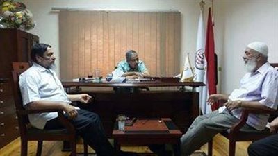 الجماعة الإسلامية تزور رئيس حزب الوسط لتهنئته بالإفراج عنه