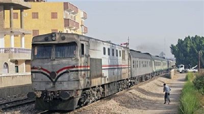 استئناف حركة القطارات على خطوط الصعيد بعد توقفها