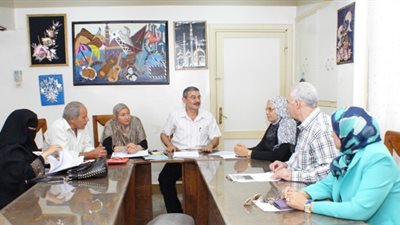 إلزام المدارس الخاصة بالسويس بعدم تغيير الزي المدرسي