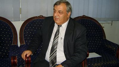 العميد فريد محمد قائمًا بأعمال رئيس 