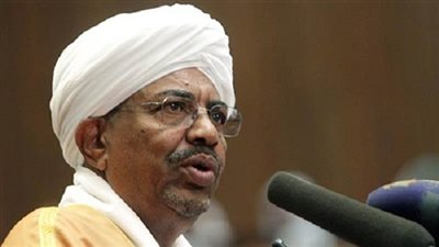 البشير يصف مؤسسات حزبه الحاكم بالضعف