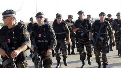 استسلام 240 من عناصر 