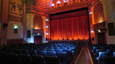 عايدة عبدالعزيز أميرة التشخيص على المسرح القومي