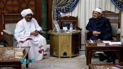 الإمام الأكبر يدشن قافلة الأزهر الطبية إلى السودان