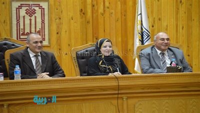 بالصور.. اجتماع بـ