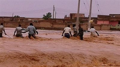مصرع 76 شخصًا وانهيار 1000 منزل بسبب السيول في السودان