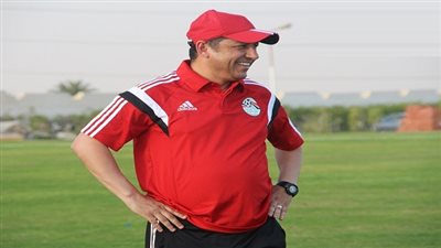 مدرب منتخب النسائية: 