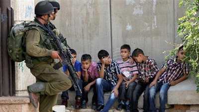 برلماني: اصدار إسرائيل لقانون اعتقال الأطفال عمل غير إنساني 
