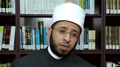 أسامة الأزهري ينعى وفاة الدكتور 