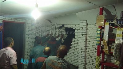 بالصور.. إزالة التعديات من أمام 