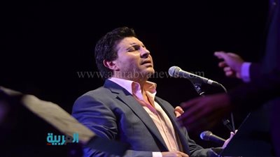 ننشر صورًا جديدة من حفل هاني شاكر بمكتبة الإسكندرية