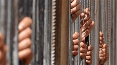 حبس 5 أفراد متهمين بسرقة مليون جنيه من شركة 