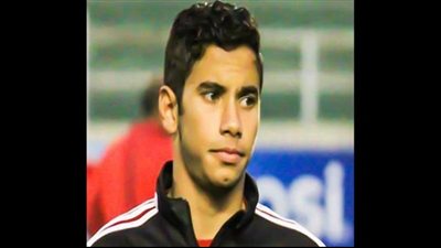 لاعب وسط الأهلي الصاعد في طريقه للإعارة لوادي دجلة