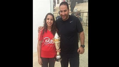 نادي سموحة يكرم 