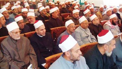 أستاذ فقه: لا بد أن يقتصر خريجي الدعاة على كلية الدعوة الإسلامية