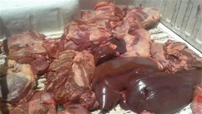 ضبط 410 كيلو لحوم وكبد فاسدة داخل مطعم بالبساتين 