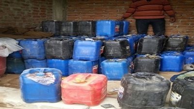 ضبط مالك محطة بنزين باع 2 مليون لتر سولار بالسوق السوداء