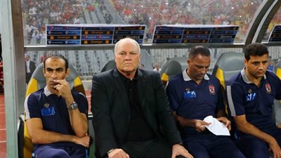 الأهلي يطالب مارتن يول بتوضيح أسباب خسارة الكأس
