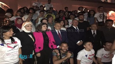 وزير السياحة يستقبل وفدًا من أبناء الجالية المصرية بفرنسا