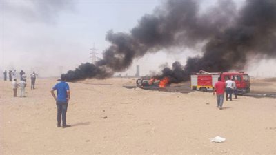 إخماد حريق بشاحنة تبريد بطريق 