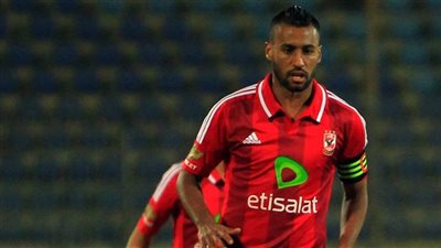 تدريبات تأهيلية لحسام عاشور بمران الأهلي