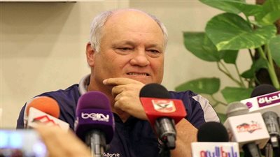 بالفيديو.. مارتن يول يتحدث عن حقيقة رحيله عن الأهلي