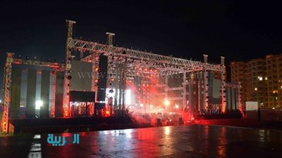 بالصور.. الاستعدادات النهائية لحفل الهضبة بـ