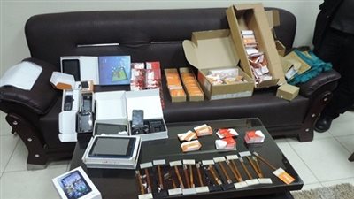 ضبط 20 جهاز اتصالات غير مصرح بدخوله البلاد في شارع الأزهر 