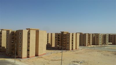 الانتهاء من توقيع 864 عقدًا بـ