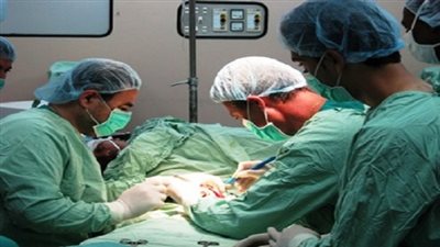 صيني يجري عملية البواسير بالخطأ حال انتظار قدوم مولوده بالمستشفى