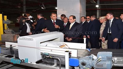 السيسي يفتتح مجمع البتروكيماويات 