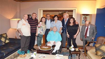 بالصور.. نجوم الفن يحتفلون بعيد ميلاد سمير خفاجى