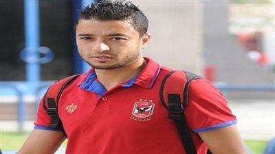 الأهلي يعلن جاهزية باسم علي لمباراة أسيك 