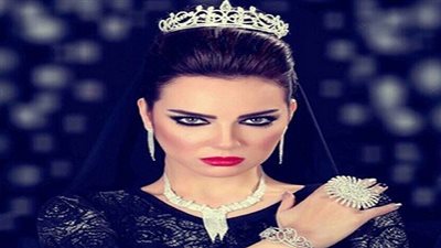 صفاء سلطان تواصل تصوير 