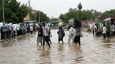 مصرع 100 مواطن عقب أمطار غزيرة وفيضانات تضرب السودان