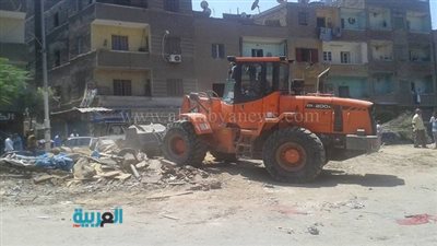 بالصور.. حملة لإزالة الإشغالات بمدينة 