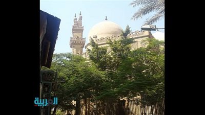 بالصور.. مقام السلطان الحنفي.. سبيل الفقراء إلى الله.. أحد أركان الطريقة الشاذلية.. ينتمي لسلالة سيدنا أبوبكر الصديق.. واشتهر بالحديث للموتى والمشي على الماء