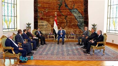 تفاصيل لقاء السيسي برئيس وزراء اليمن