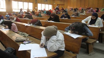 أستاذ جامعي: الدروس الخصوصية بالجامعات 