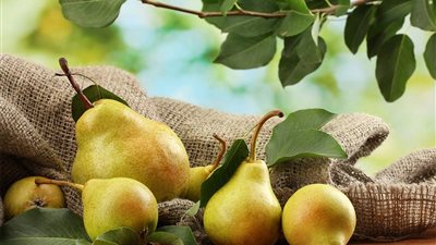  الكمثرى ترتفع لـ8 جنيهات بسوق العبور