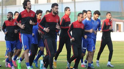 الأهلي يستكمل تدريباته استعدادًا لأسيك الإيفواري