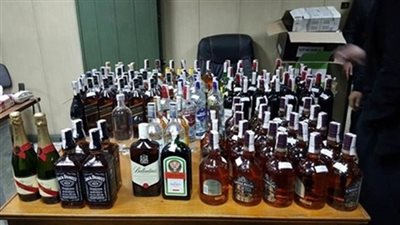 ضبط 100 ألف لتر خمور مهربة في الفيوم