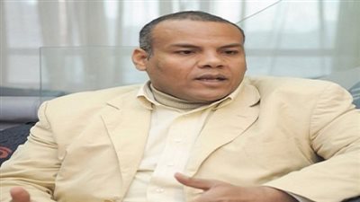 خبير اقتصادي: غياب الريال السعودي يصعب رحلة حجاج البيت الحرام