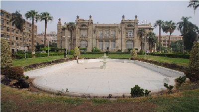 لغة الإشارة دورة تدريبية بجامعة عين شمس 