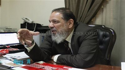 منتصر الزيات: 