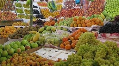 6 جنيهات لكيلو العنب بسوق العبور اليوم