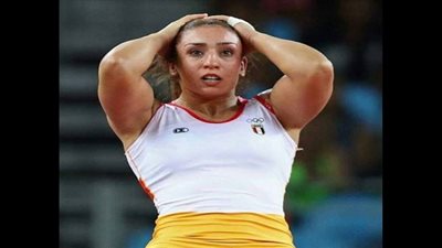 لاعبة المصارعة لـ