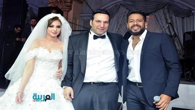 بالصور.. حماقي يشعل حفل زفاف 