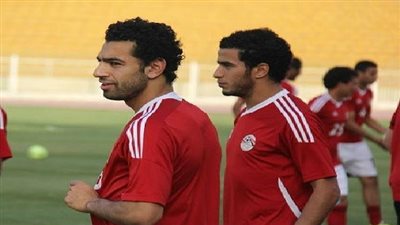 عمر جابر ومحمد صلاح مهددان بعدم المشاركة أمام غينيا